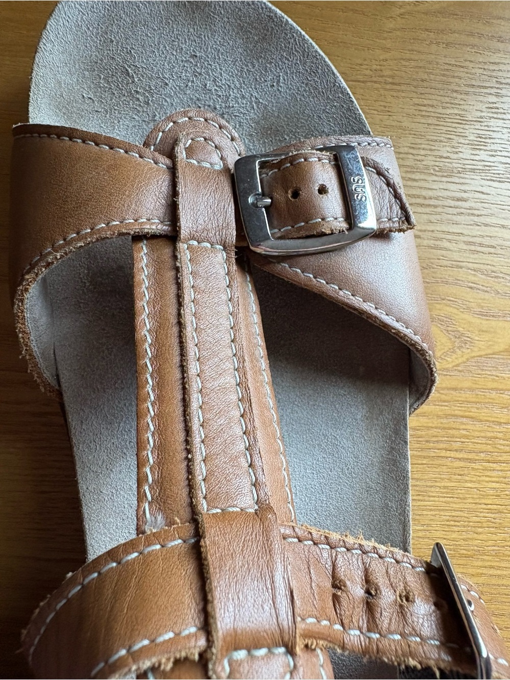 SAS Brown Leather T-Strap Sandals - Picture 6 of 11
